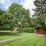 Cozy Family In Humain