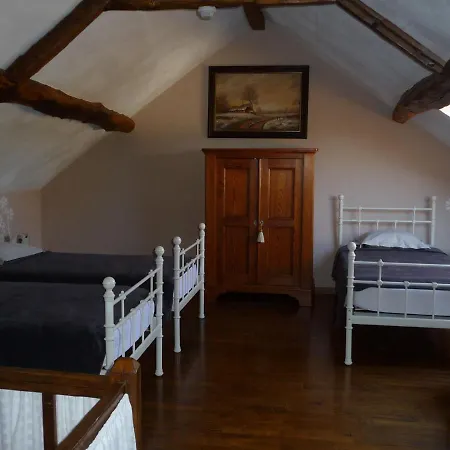Spacious In Humain With Garden *