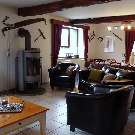 Spacious In Humain With Garden Holiday home *