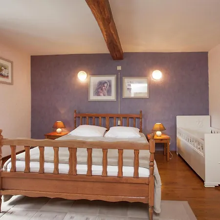بيت للعطل Cozy Family In Humain مارشه ان فامن