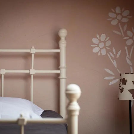 Cozy Family In Humain *