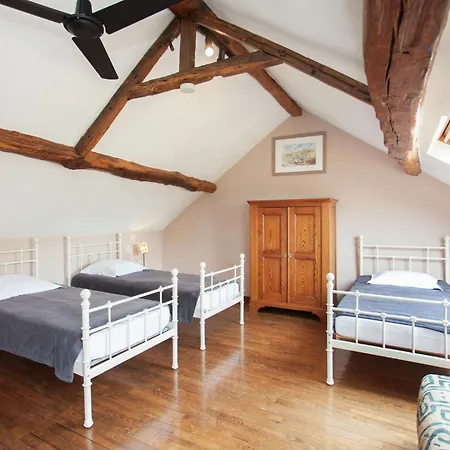 Cozy Family In Humain Marche-en-Famenne